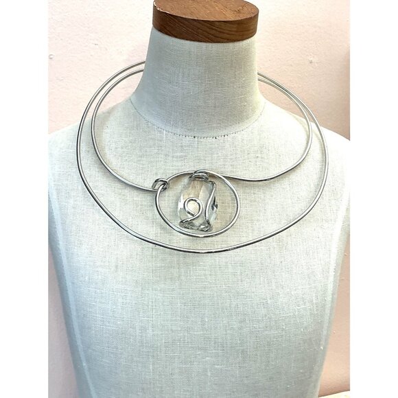 Silver Tone Wire Wrap Choker Necklace With Clear Crystal Pendant - Picture 6 of 6